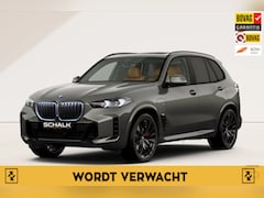 BMW X5 - XDrive50e|M-sport pro|H&K|ETrekhaak|Fiscaal €99.000,