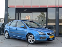 Ford Focus - 1.6-16V First Edition - Stottert soms