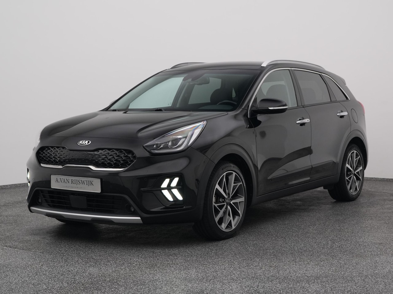 Kia Niro - 1.6 GDi Hybrid DynamicLine | CAMERA | ADAPTIVE | STOEL- EN STUURVERW. - AutoWereld.nl