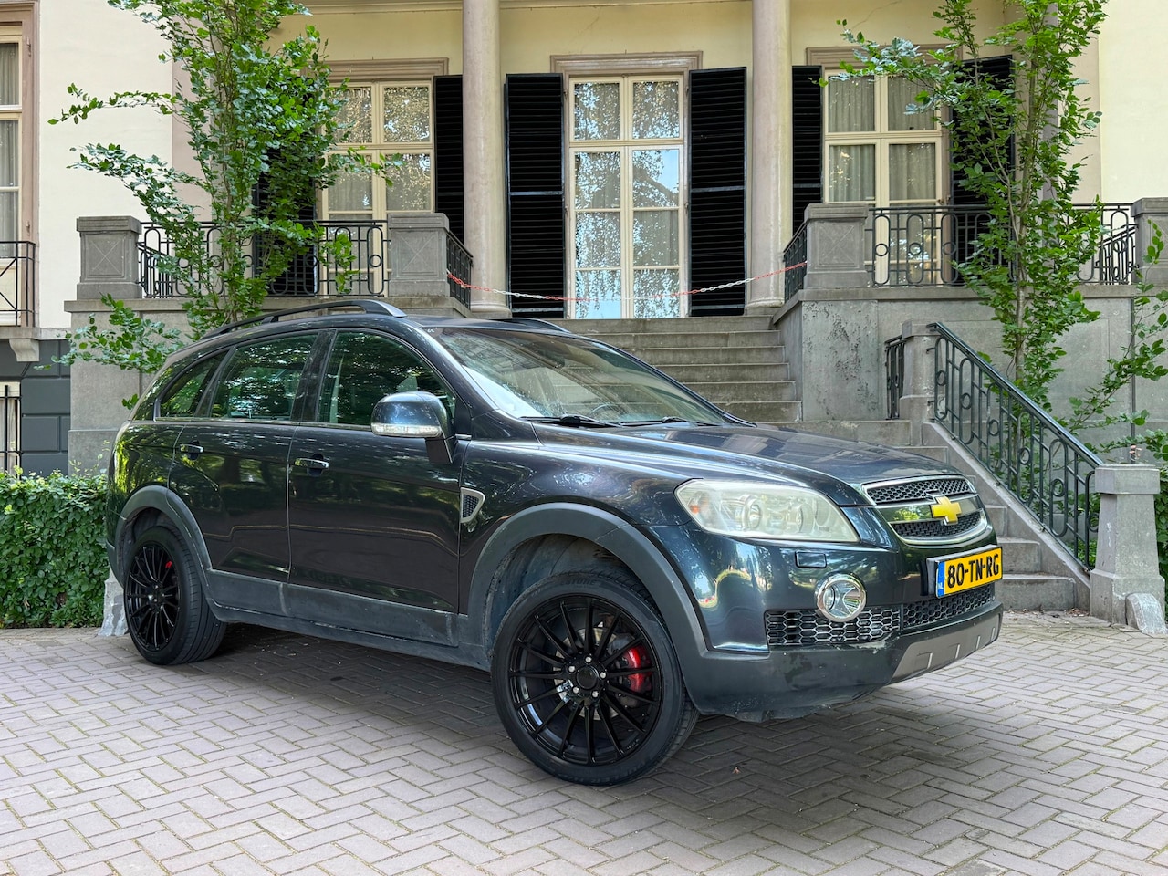 Chevrolet Captiva - 3.2i Executive 7Persoons Automaat Navi Leder Climate Cruise Ctr Trekhaak Nl Auto - AutoWereld.nl