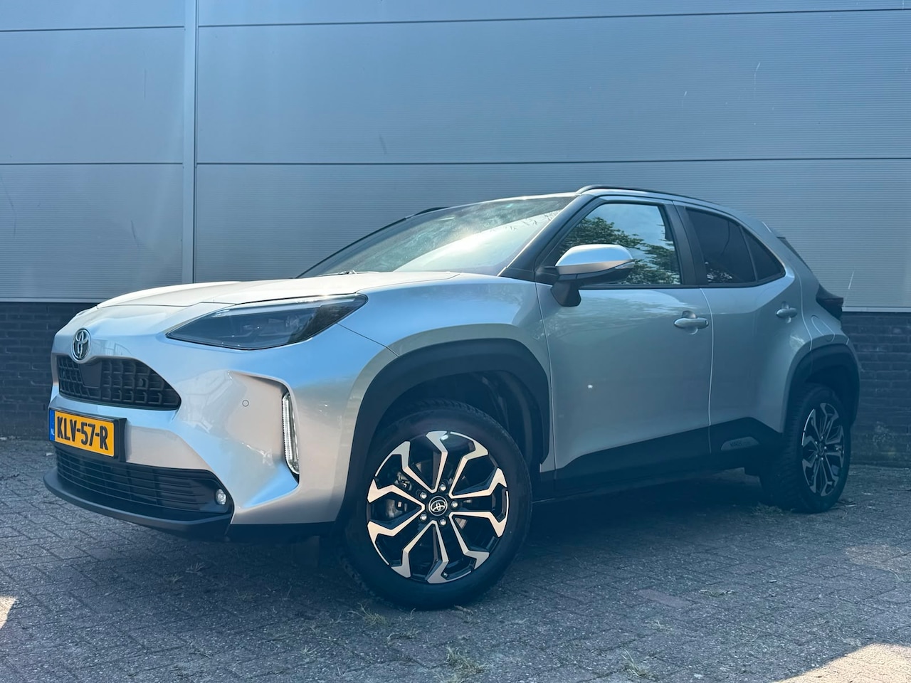 Toyota Yaris Cross - 1.5 Hybrid 115 Dynamic Limited - AutoWereld.nl