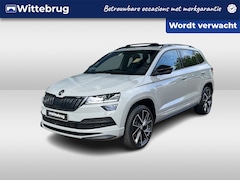Skoda Karoq - 1.5 TSI ACT Sportline Business / Panorama dak / Carplay / Stoelverwarming voor en achter /