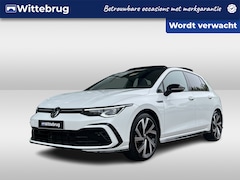Volkswagen Golf - 1.5 eTSI 150pk DSG R-Line / Panorma dak / Black style / Standkachel / 18'' LMV