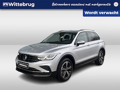 Volkswagen Tiguan - 1.4 TSI eHybrid Style Business / Led Matrix / 360 Camera / Stoel + stuur verwarming / 18''
