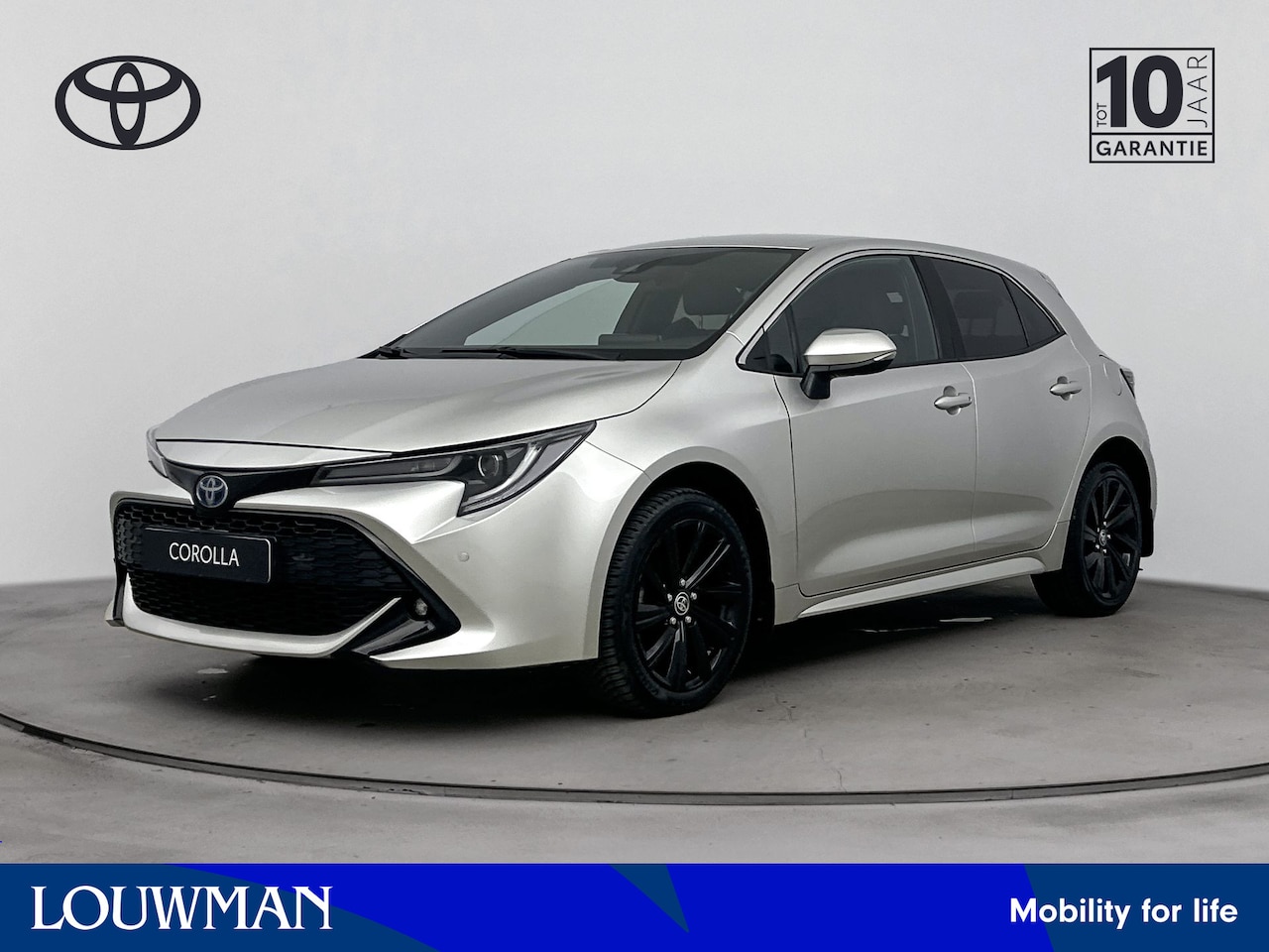 Toyota Corolla - 1.8 Hybrid Dynamic | Voorruit-Stuur-Stoelverwarming | Parkeersensoren V+A | - AutoWereld.nl