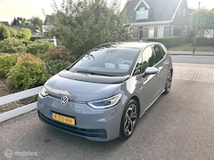 Volkswagen ID.3 - First Plus 58 kWh ACHTERUITRIJ CAMERA SFEERVERLICHTING CARPLAY MATRIX LED VERLICHTING STUU