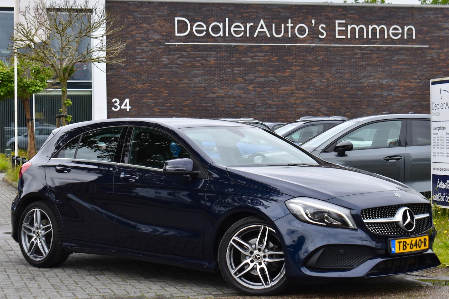 Mercedes-Benz A-klasse - 180 AMG ECC SPORTSTOELEN NAVI LMV - AutoWereld.nl