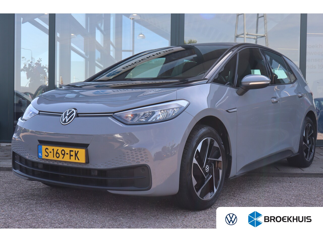 Volkswagen ID.3 - Pure 45 kWh | Apple Carplay/Android Auto|telefoonintegratie premium | Cruise control adapt - AutoWereld.nl