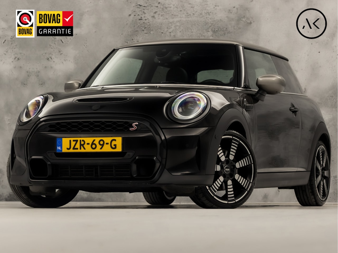 MINI Cooper S - 2.0 Full Option 164Pk Automaat (PANORAMADAK, YOUNIQUE TRIM, VIRTUAL COCKPIT, APPLE CARPLAY - AutoWereld.nl
