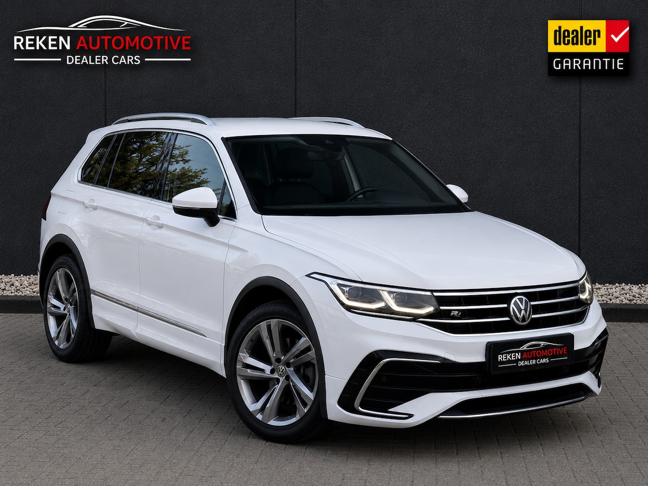 Volkswagen Tiguan - 1.4 TSI eHybrid R-Line Virtual Carplay Acc - AutoWereld.nl