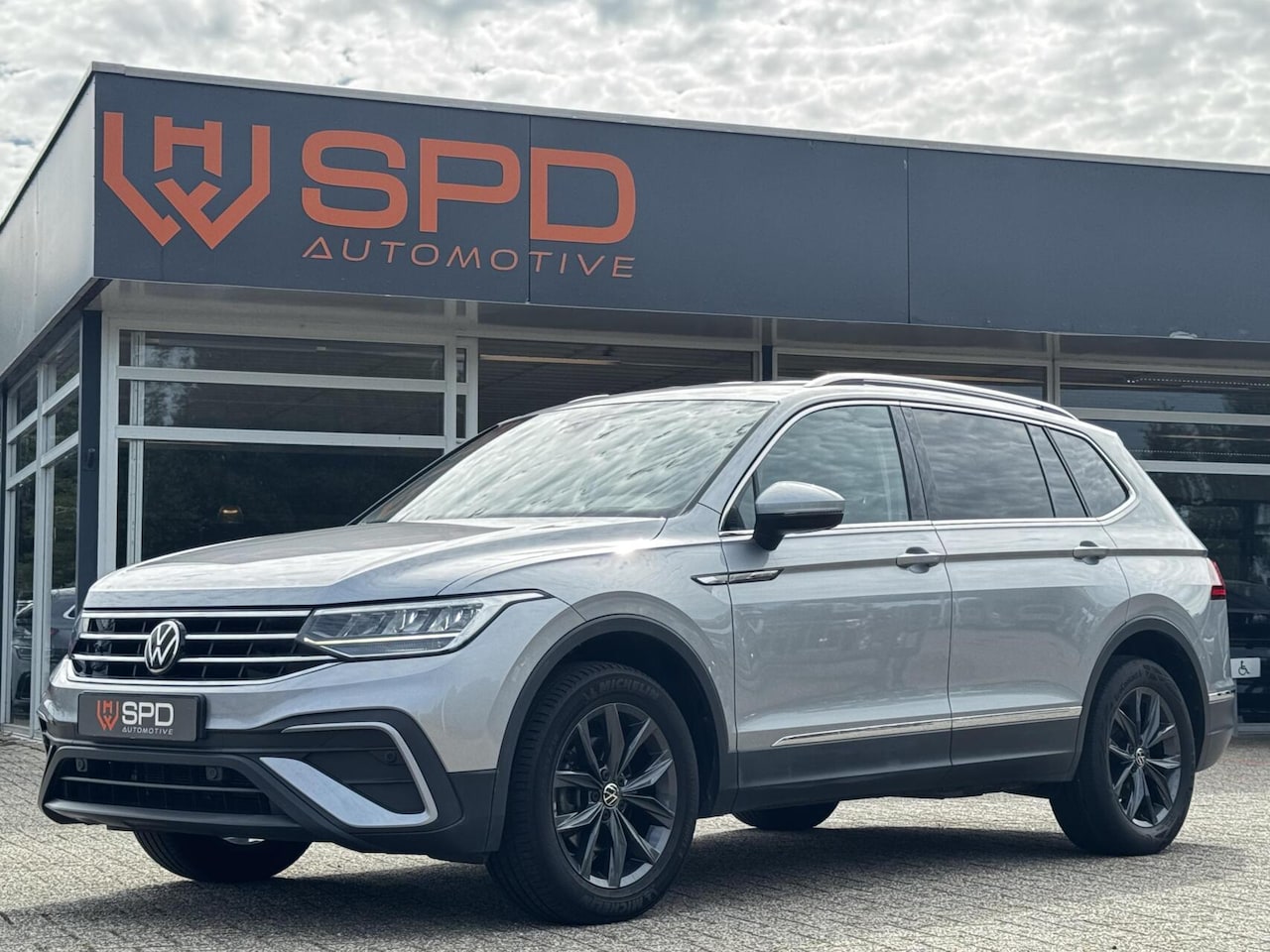 Volkswagen Tiguan Allspace - 1.5 TSI 7p|Trek|ACC|Carplay|Cam - AutoWereld.nl