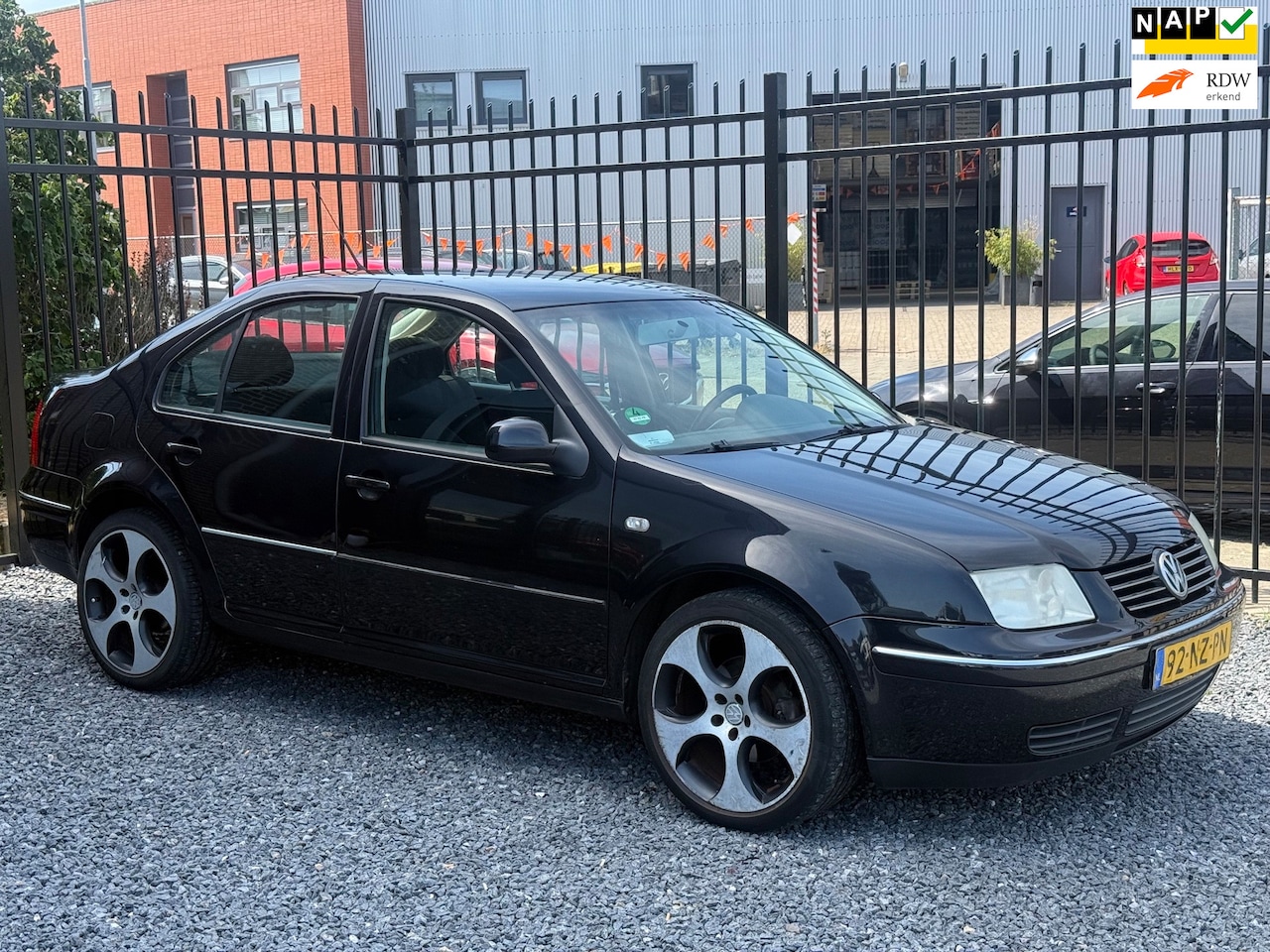 Volkswagen Bora - 1.6-16V Athene AIRCO WERKEND!APK2027!KOOPJE! - AutoWereld.nl