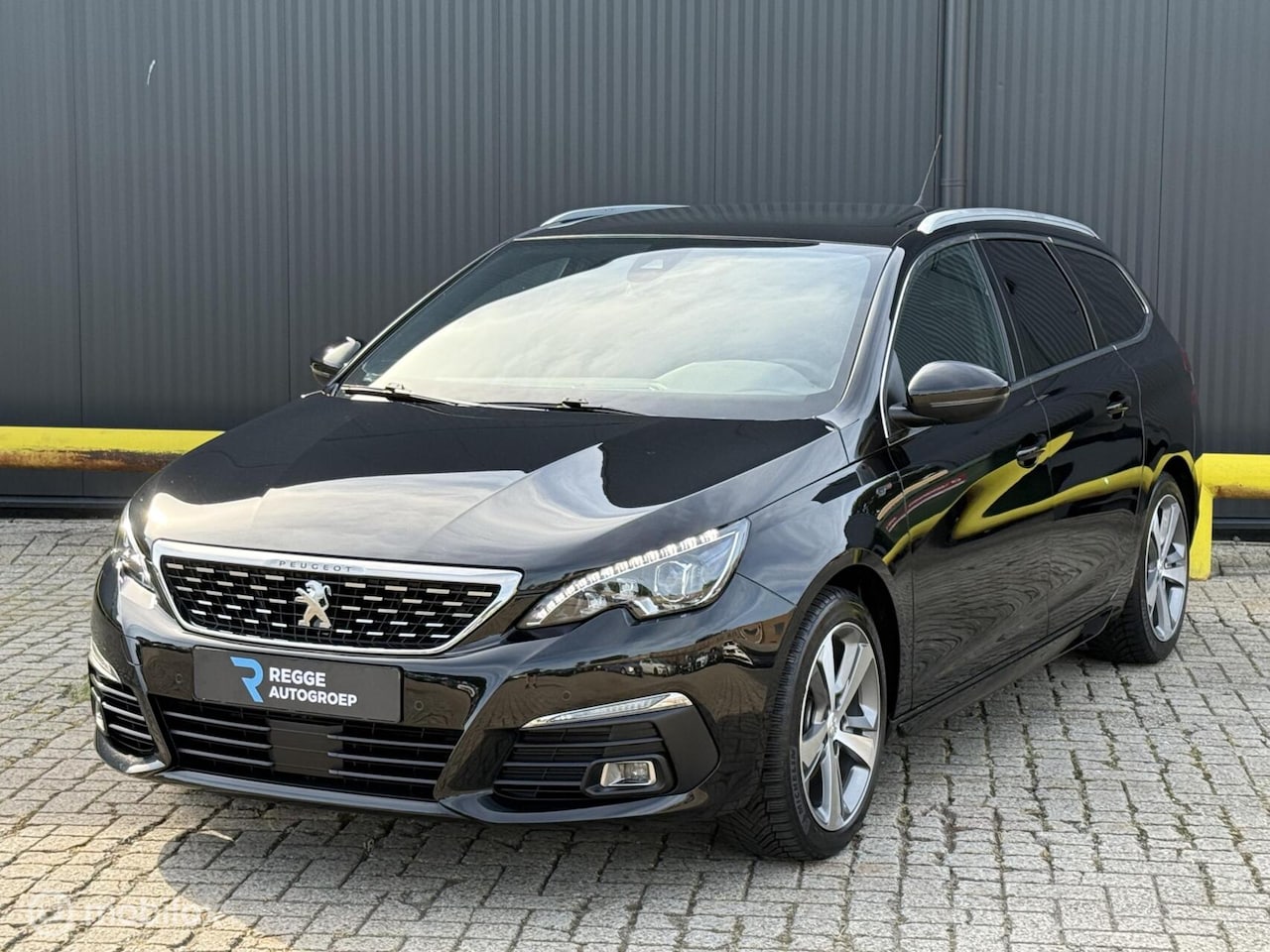 Peugeot 308 SW - 1.2 PureTech GT PANORAMADAK | AUTOMAAT - AutoWereld.nl