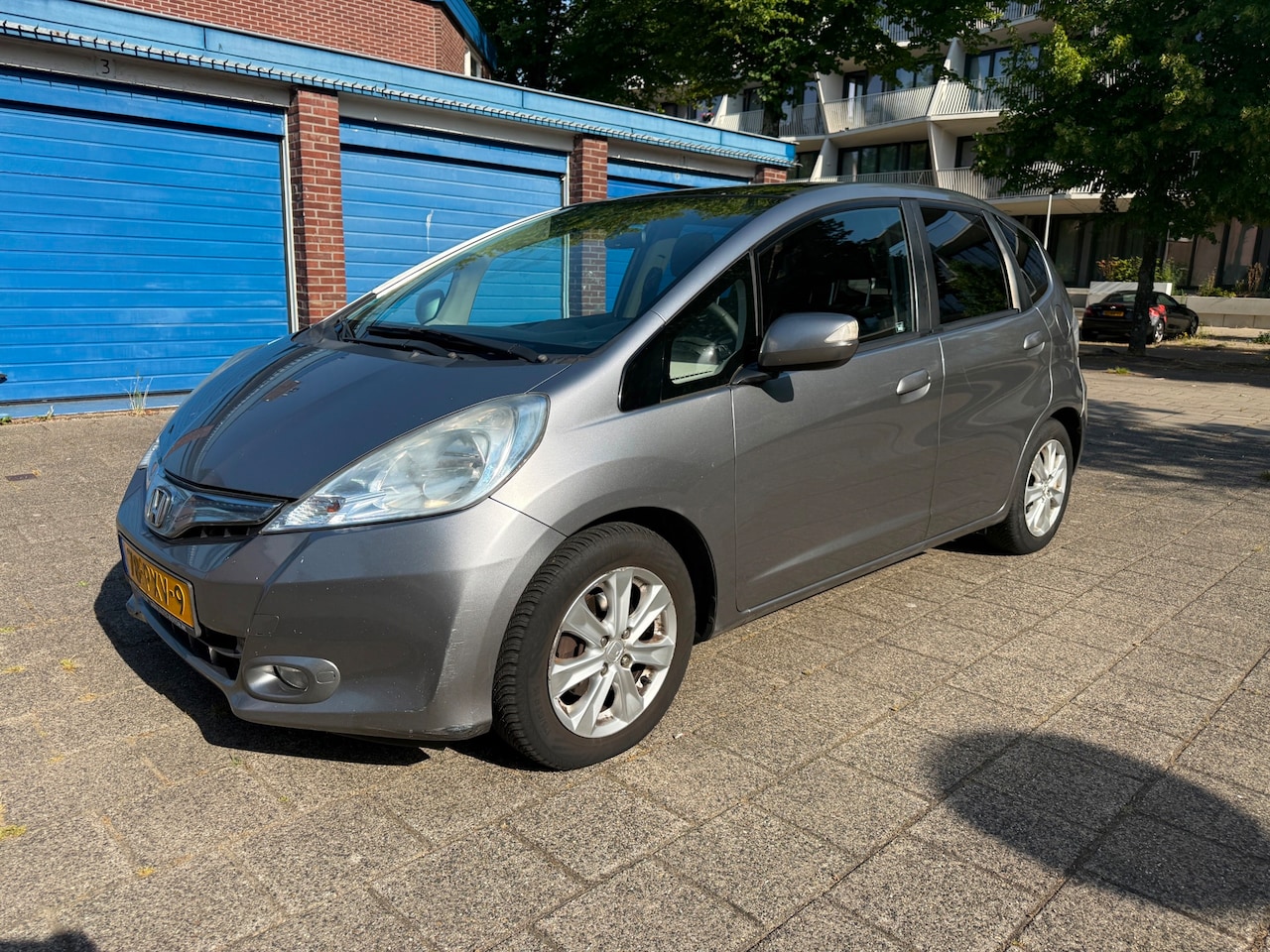 Honda Jazz - 1.4 Hybrid Elegance Cruise Panorama 1-eigenaar Climate - AutoWereld.nl