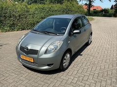 Toyota Yaris - 1.0 VVTI TERRA