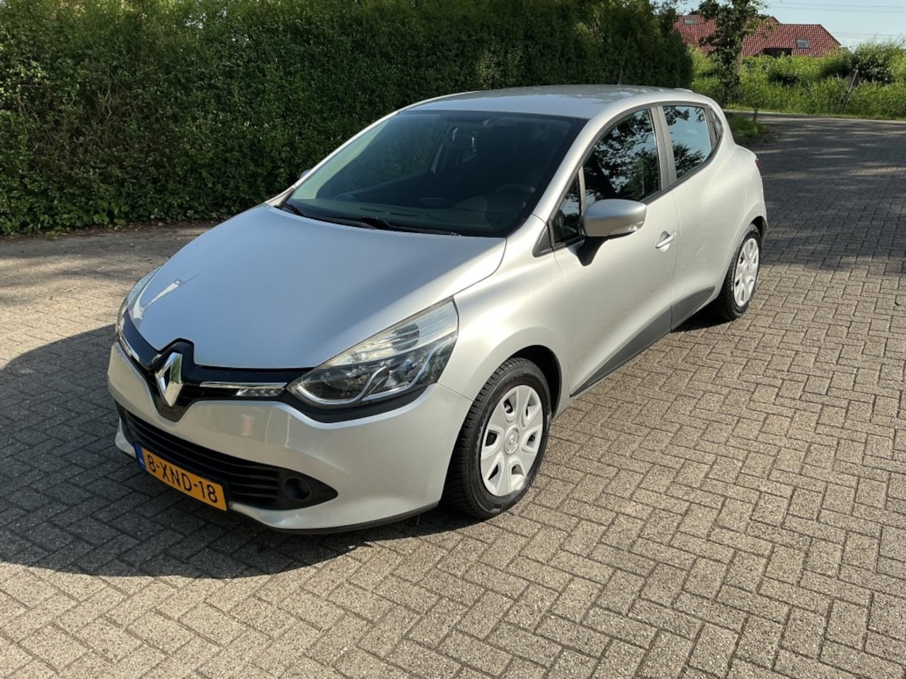 Renault Clio - 0.9 TCe Expression 0.9 TCE EXPRESSION - AutoWereld.nl