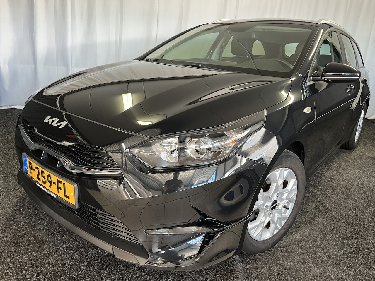 Kia Cee'd Sportswagon - Ceed 1.0 T-GDi ComfortLine 1E EIGN/ECC/LEDER/APPLE/TREKHAAK - AutoWereld.nl