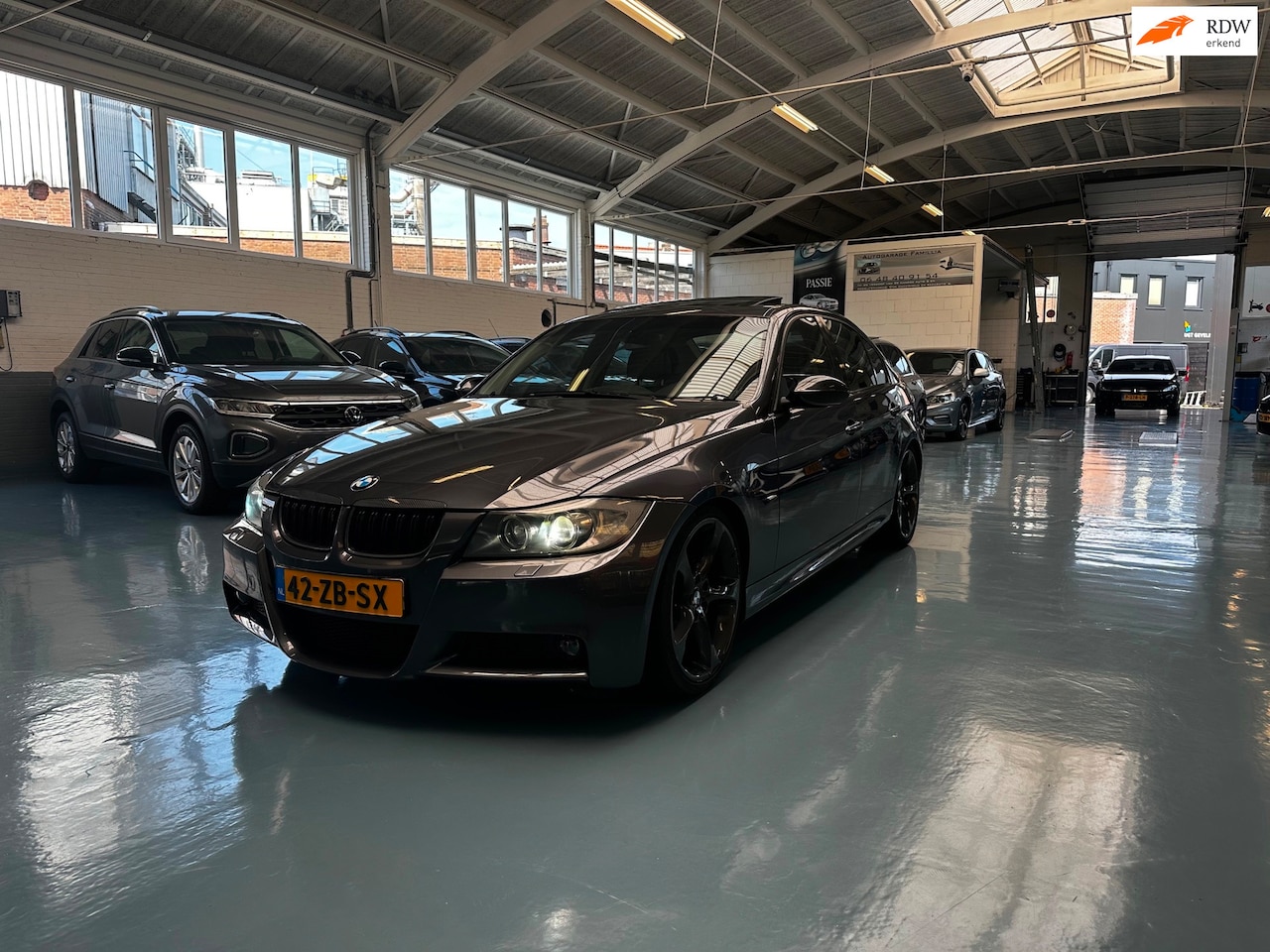 BMW 3-serie - 325i Dynamic Executive 325i Dynamic Executive - AutoWereld.nl