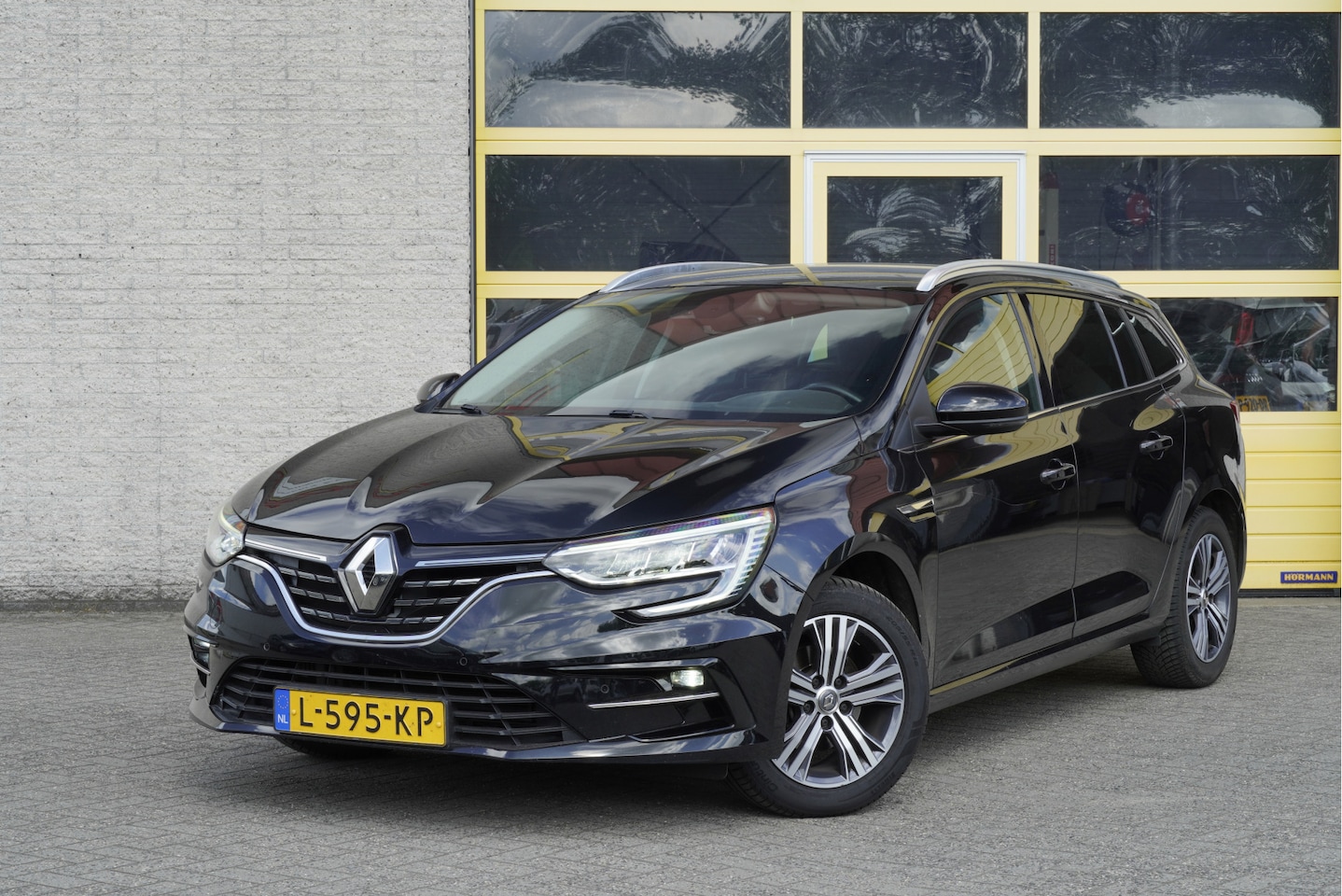 Renault Mégane Estate - 1.3 TCe 141PK Intens BJ2021 Lmv 16" | Led V+A | Dynamische knipperlichten | Achteruitrijca - AutoWereld.nl