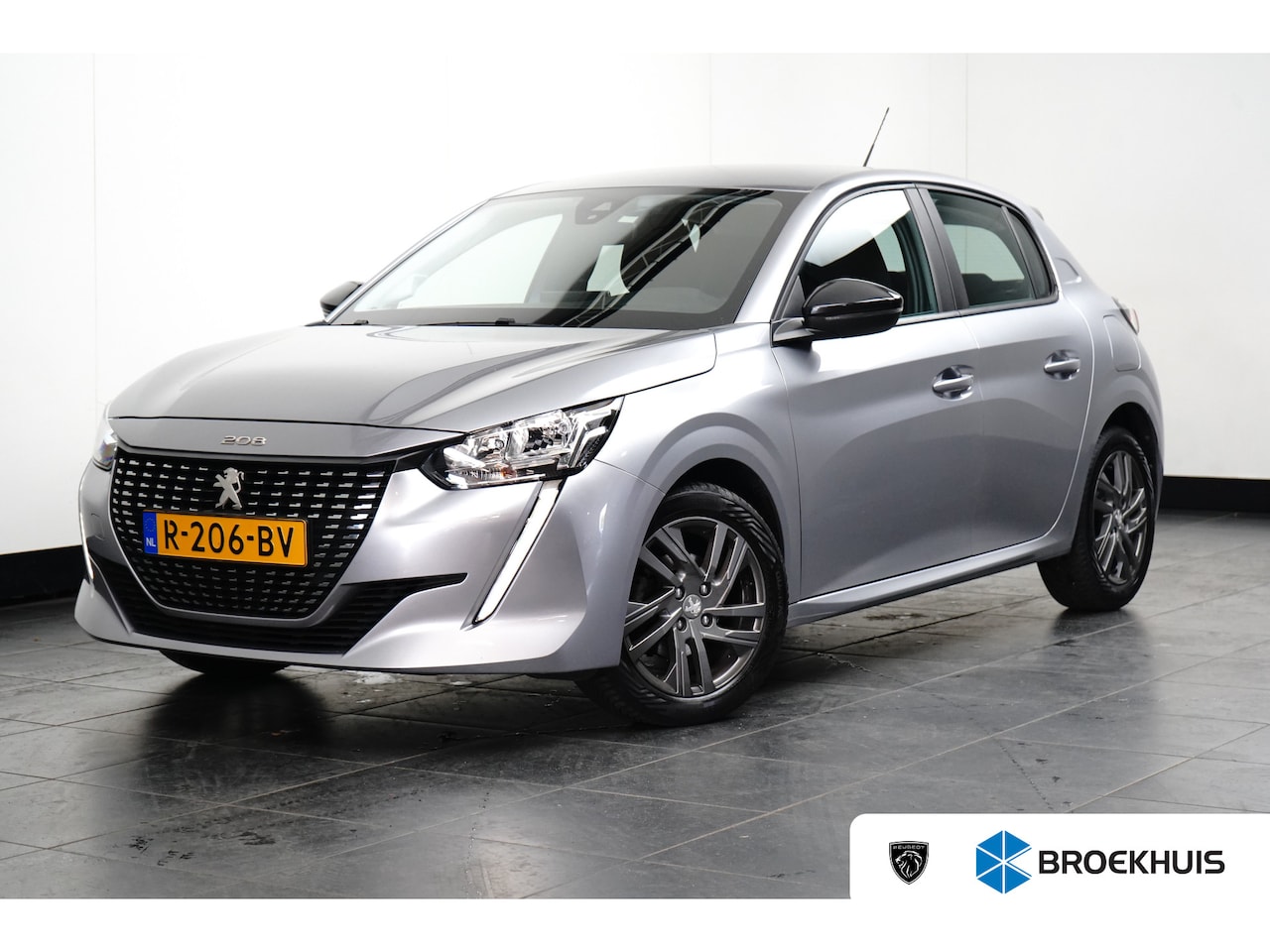 Peugeot 208 - 1.2 PureTech Active Pack Airco | AppleCarPlay / Android Auto | Cruise Control | DAB | Navi - AutoWereld.nl