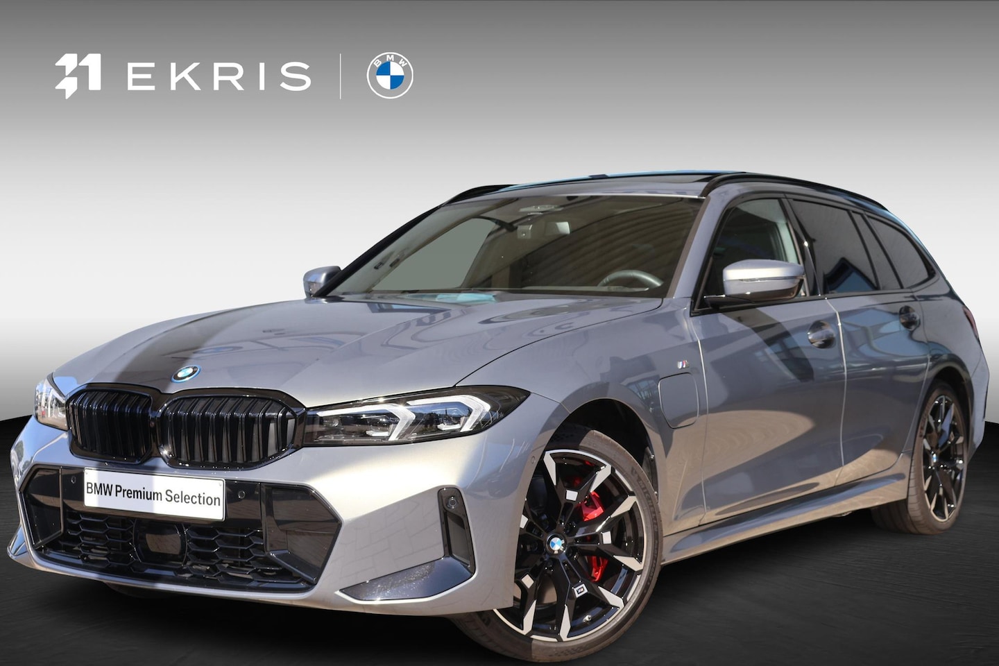 BMW 3-serie Touring - 330e | M Sport | Trekhaak | Harman Kardon | elektrisch glazen panorama-dak | Driving Assis - AutoWereld.nl