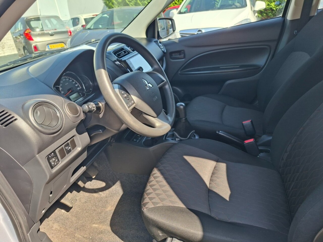 Mitsubishi Space Star - 1.2 Cool + RADIO DAB/AIRCO/ELEC.RAMEN VOOR/ELEC.SPIEGELS/CV