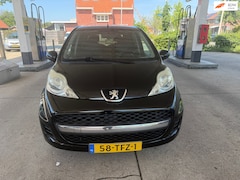 Peugeot 107 - 1.0-12V Black & Silver AIRCO-EL.RAMEN-CARPLAY