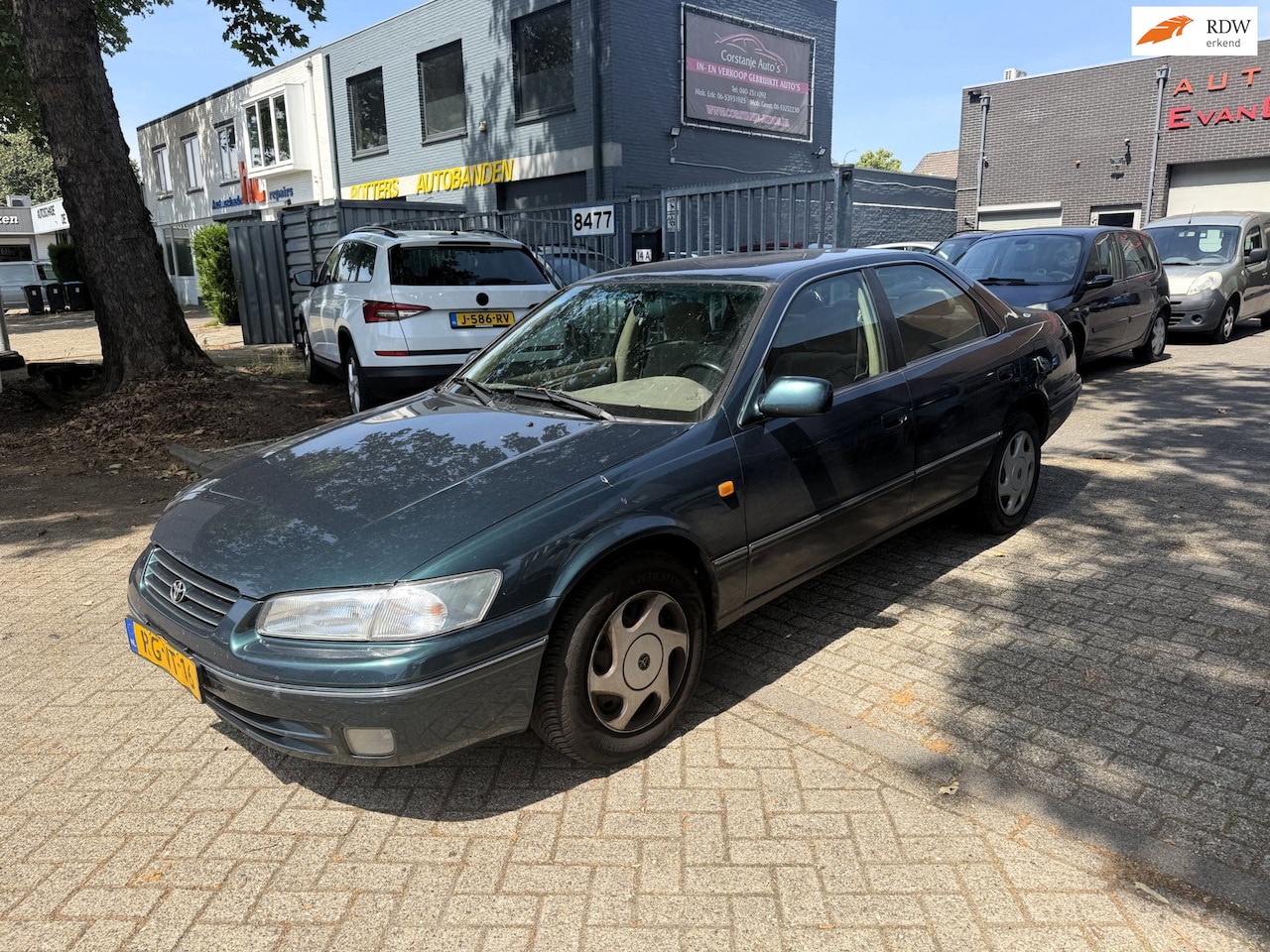 Toyota Camry - 3.0i V6 GX Automaat - AutoWereld.nl