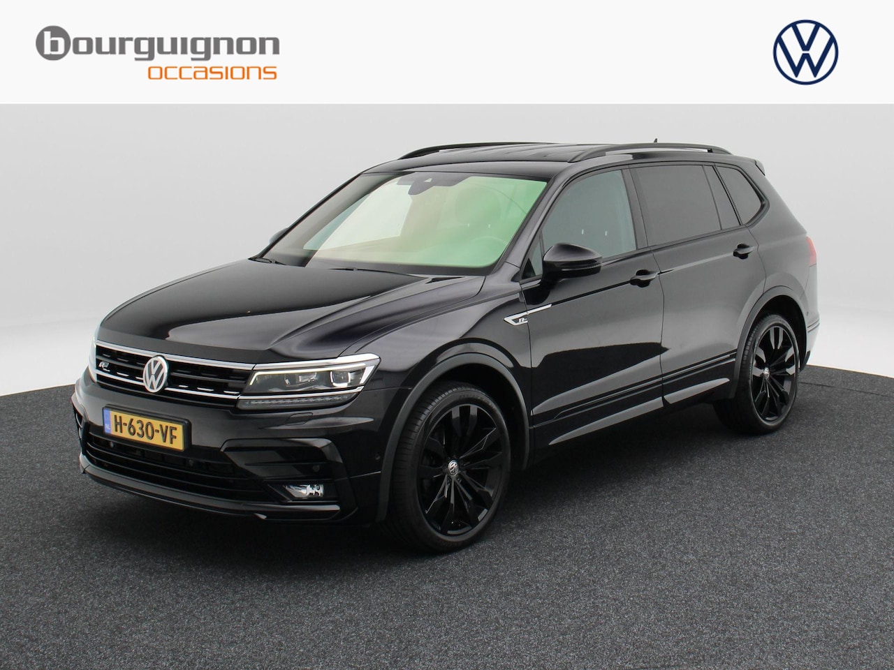 Volkswagen Tiguan Allspace - 1.5 TSi 150 Pk Automaat R-Line | Trekhaak | Adaptive Cruise | Climatronic | Camera | CarPl - AutoWereld.nl
