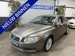 Volvo S80 - 2.5 T Momentum // Leer // Ecc // Cruise // Navi