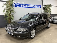 Volvo V70 - 2.4 Edition II // Apk tot 22-11-2026 // goed rijdend en netjes