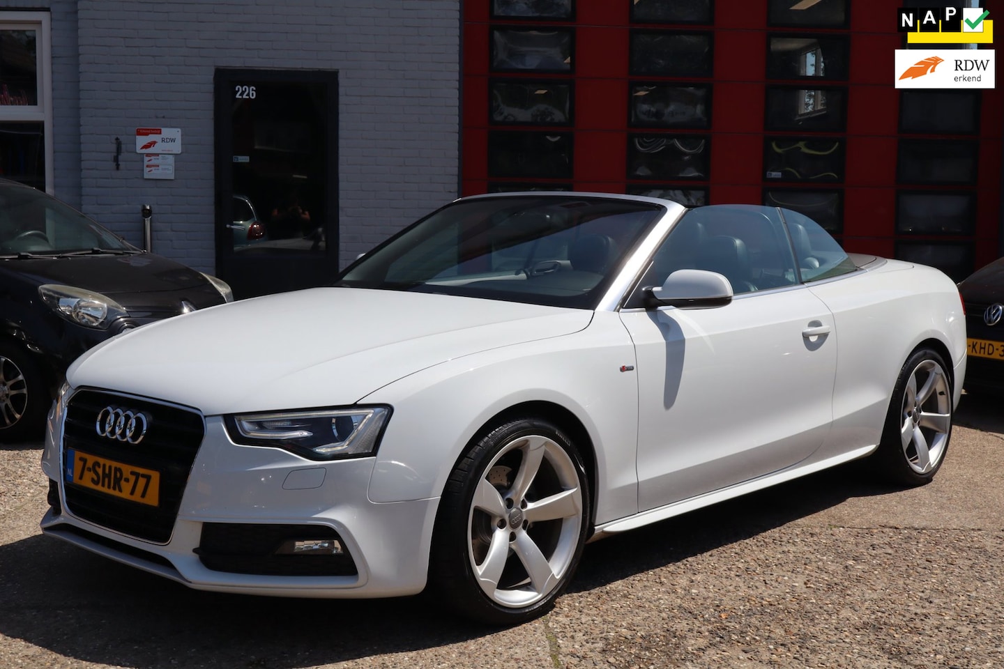 Audi A5 Cabriolet - 1.8 TFSI 3x-S-line , 2013 , NAP - AutoWereld.nl