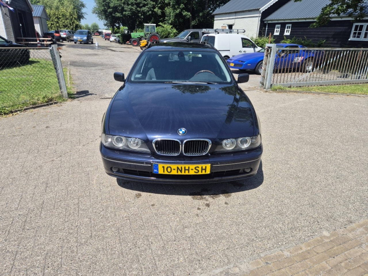 BMW 5-serie Touring - handel of export 525d Edition - AutoWereld.nl