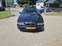 BMW 5-serie Touring - handel of export 525d Edition