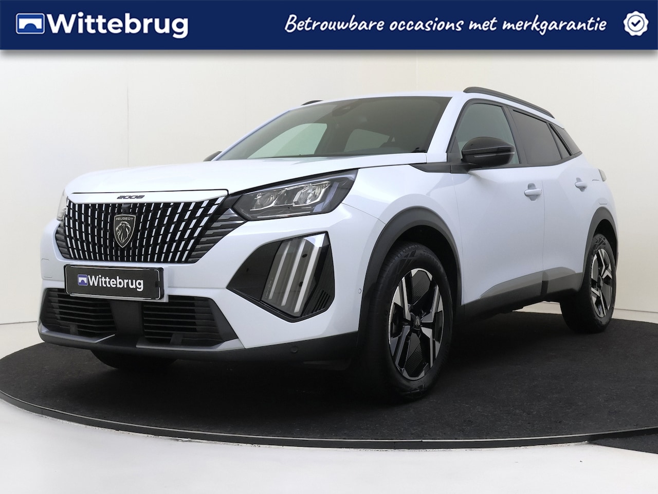 Peugeot 2008 - 1.2 Hybrid 145 Allure | Adapt. Cruise | Navi | 360 Camera | - AutoWereld.nl