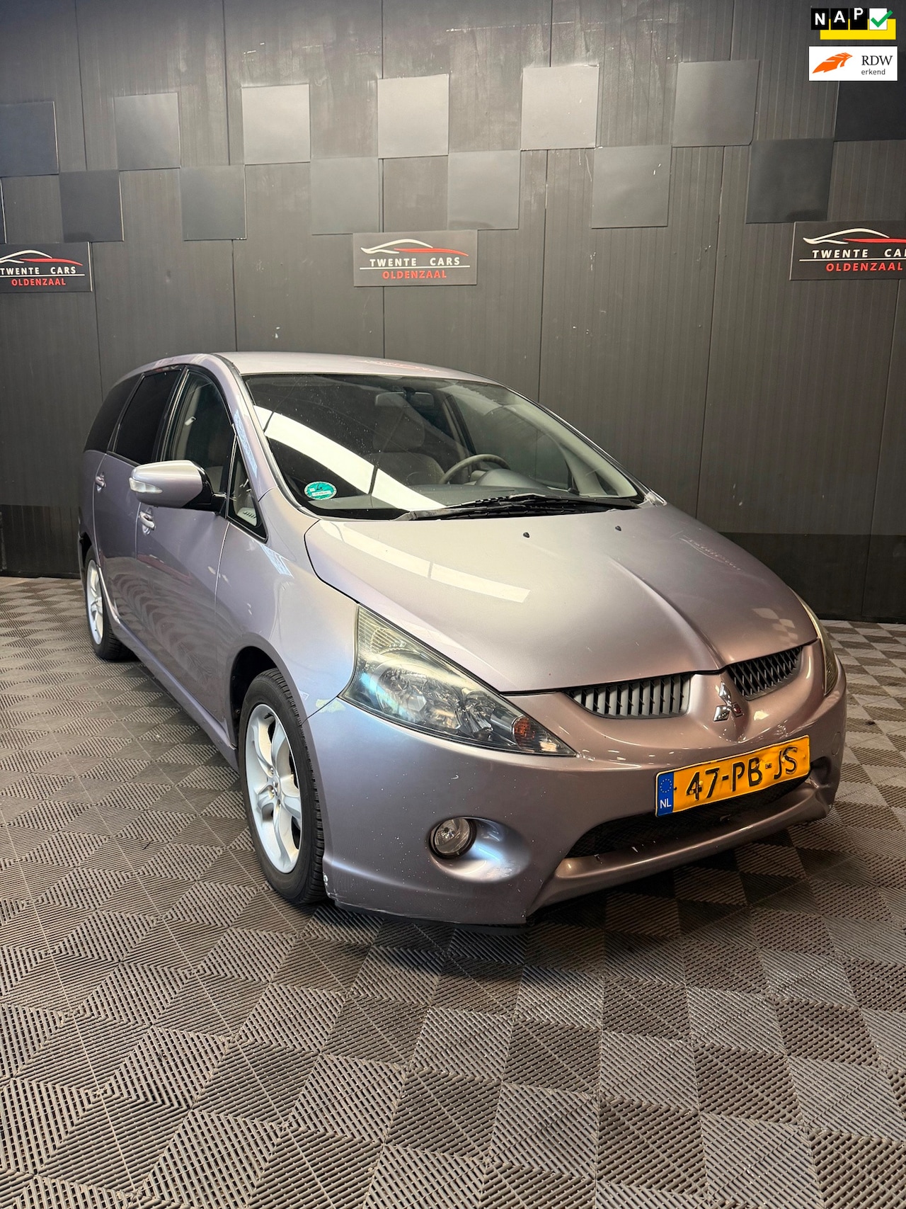 Mitsubishi Grandis - 2.4-16V Intense 6p | Airco | Cruise | Nieuwe APK | - AutoWereld.nl