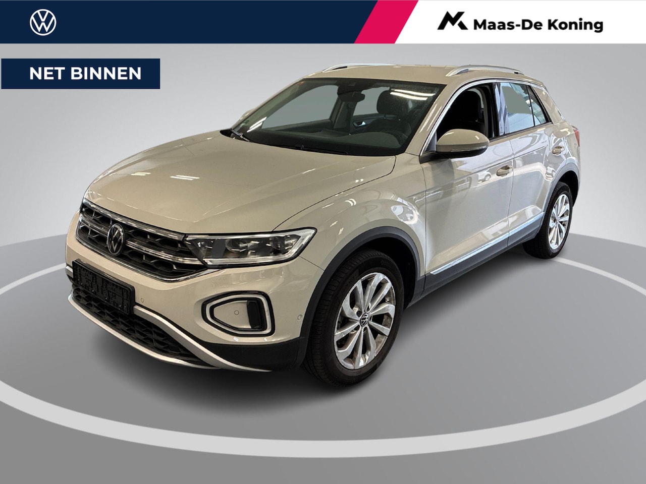 Volkswagen T-Roc - 1.5 TSI 150pk DSG Style · Apple/Android Car Play · Parkeer assistent · Stoelverwarming · S - AutoWereld.nl