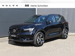 Volvo XC40 - B4 Plus Dark | Trekhaak | Allseason banden | Verwarmbare voorstoelen en stuurwiel | Premiu
