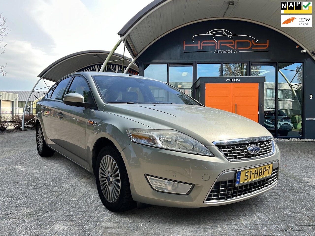 Ford Mondeo - 2.0-16V Titanium Zeer Netjes Handel/Export - AutoWereld.nl