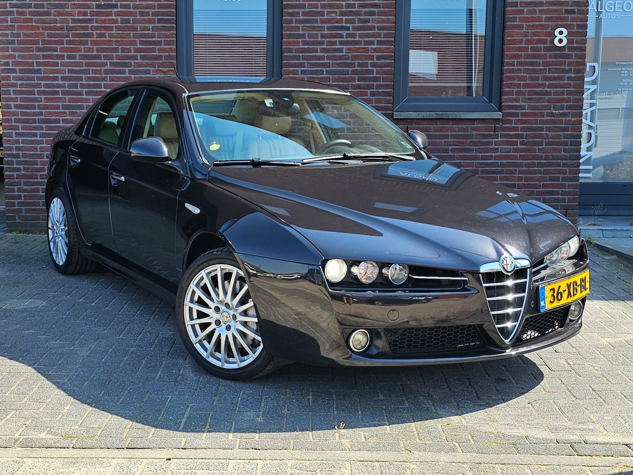 Alfa Romeo 159 - 3.2 JTS Q4 Q-tronic TI - tweede eigenaar / NAP - AutoWereld.nl