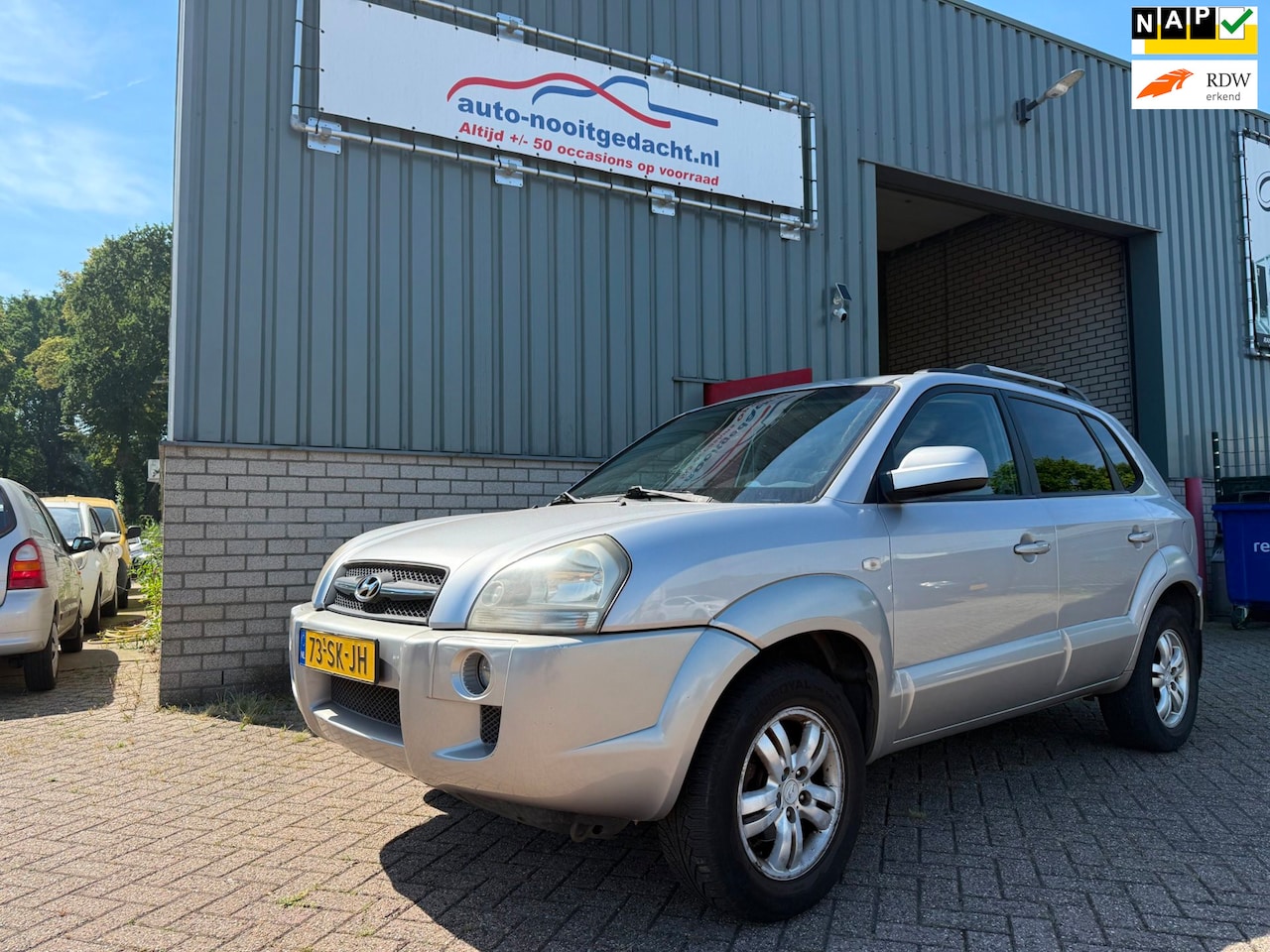Hyundai Tucson - 2.0i Dynamic 2.0i Dynamic - AutoWereld.nl