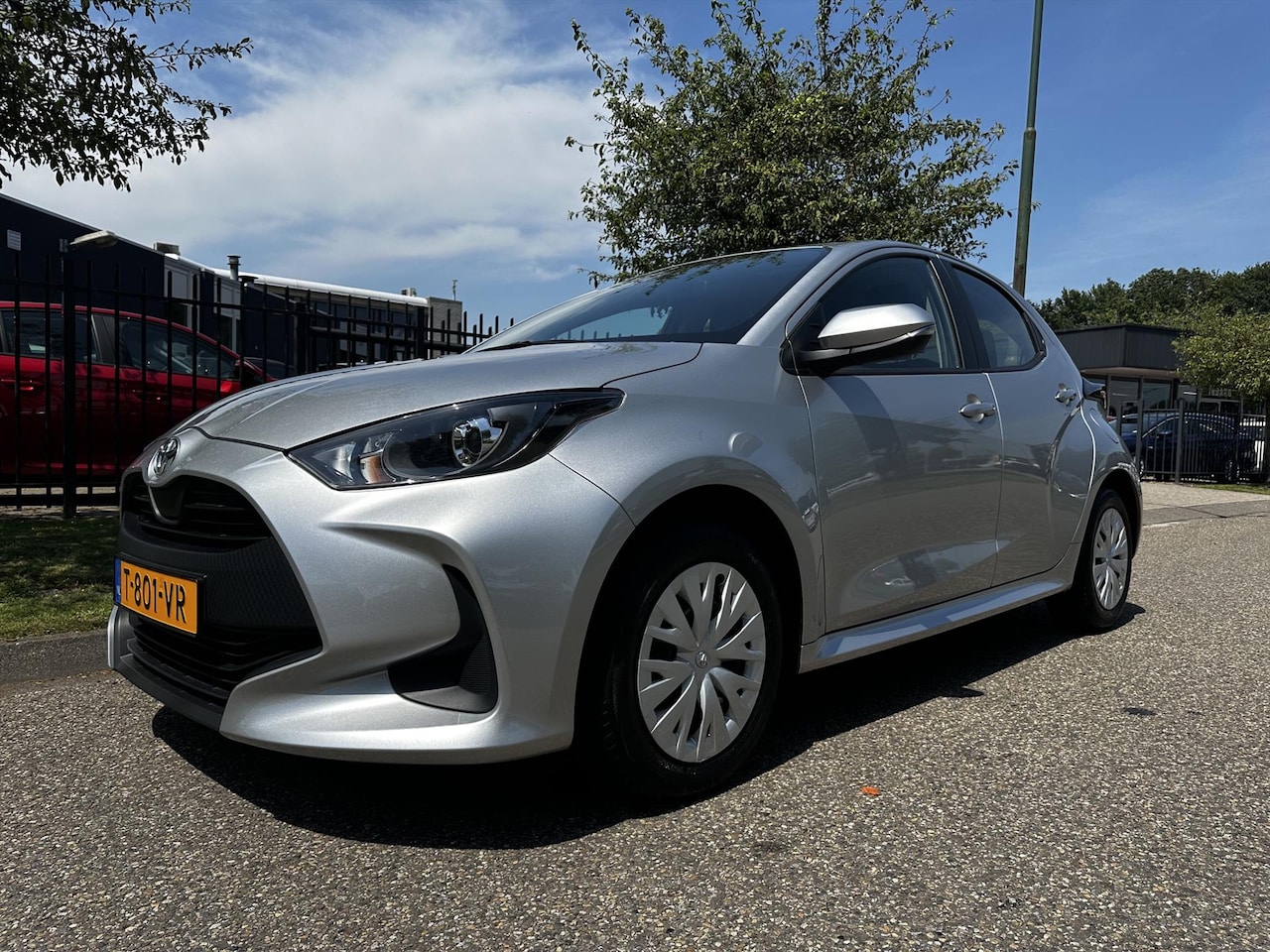 Toyota Yaris - 1.5 VVT-i 125pk Active Multi Media Parkeer Camera - AutoWereld.nl