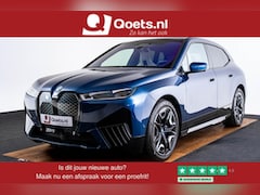 BMW iX - xDrive50 Executive 112 kWh Sportpakket - Luchtvering - Trekhaak - Panoramadak - Stoelventi