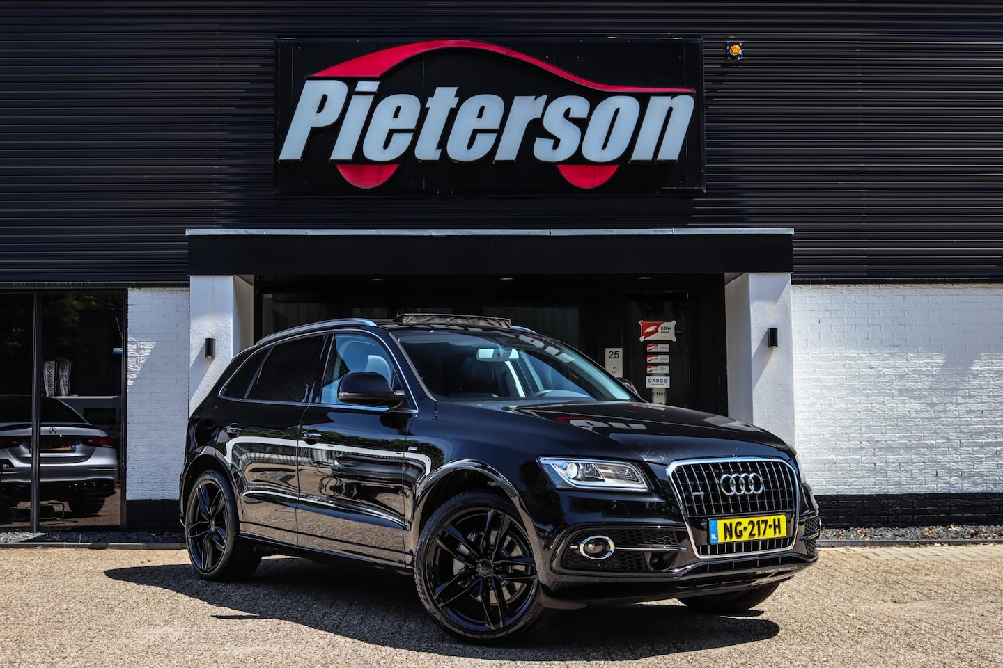 Audi Q5 - 3.0 TFSI Quattro S-Line PANO B&O ACC TREKHAAK XENON - AutoWereld.nl