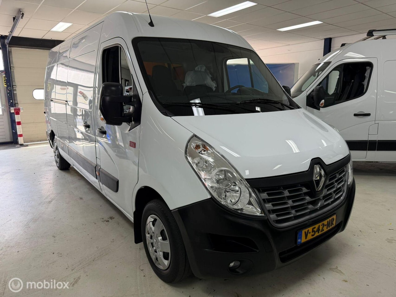 Renault Master - bestel T35 2.3 dCi L3H2 EL Energy - AutoWereld.nl