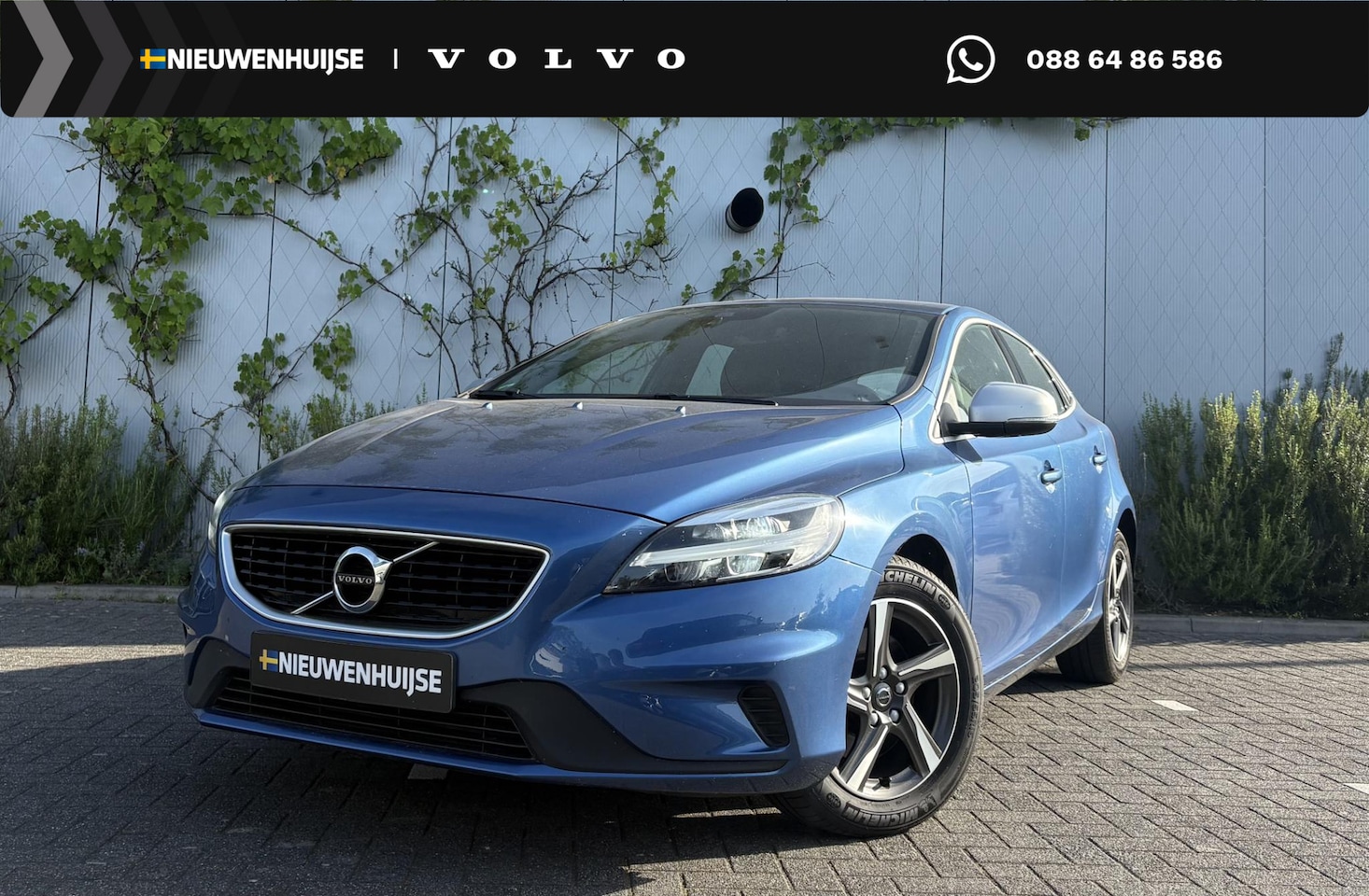 Volvo V40 - 2.0 T4 Business Sport | Stoelverwarming | LED Koplampen | Cruise Control | Navi | Parkeers - AutoWereld.nl