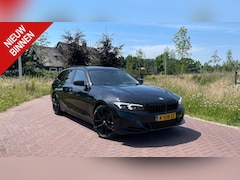 BMW 3-serie Touring - 318i Facelift model | Sportstoelen | 19 Inch | NL-Auto |