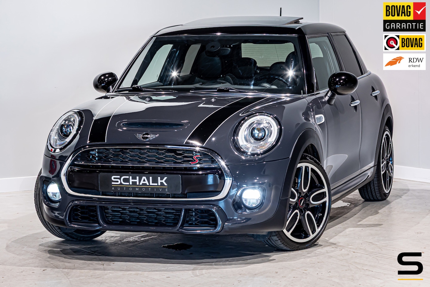 MINI 5-Deurs - 2.0 Cooper S Chili|Pano|H&K|Leder|StoelV|1eig - AutoWereld.nl