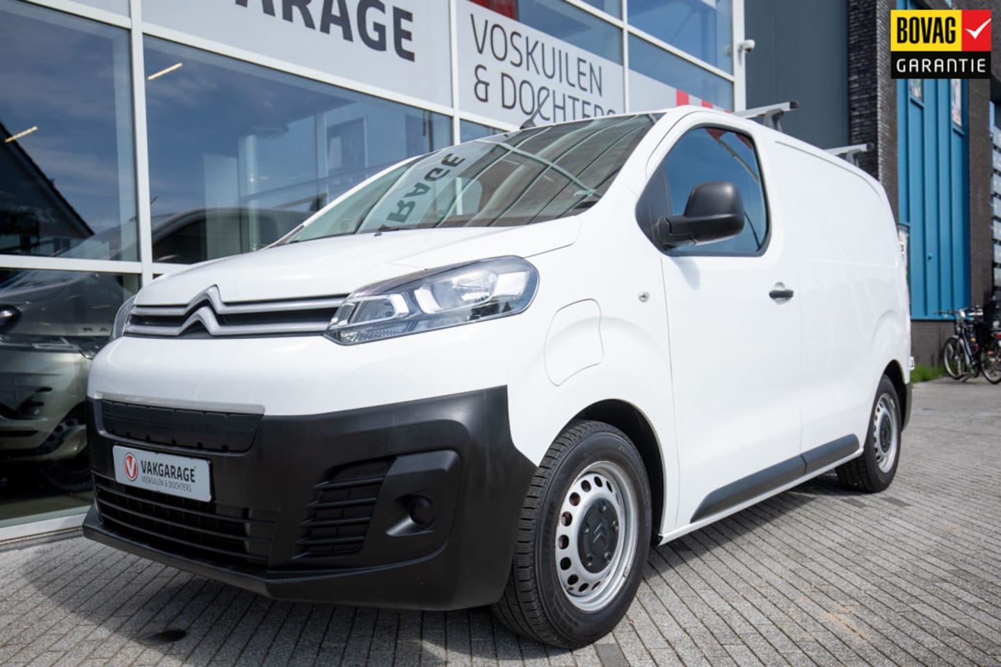 Citroën ë-Jumpy - Club M 50 kWh 3Pers. Trekhaak - AutoWereld.nl