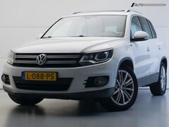 Volkswagen Tiguan - 1.4 TSI Sport&Style (PANORAMA-SCHUIFDAK, CAMERA, TREKHAAK, STOELVERWARMING, LM-VELGEN, LED